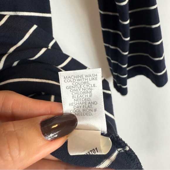 J.Jill Wearever Collection Strechy Rayon Elbow Sleeve Tunic Top Button Detail S - Picture 10 of 14